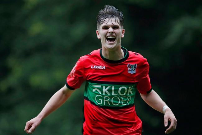 的技战术水 的技战术水