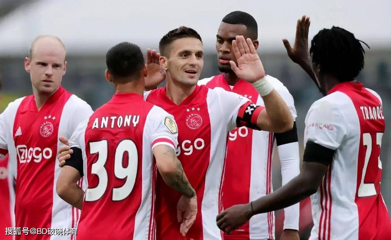 了球队的斗 了球队的斗