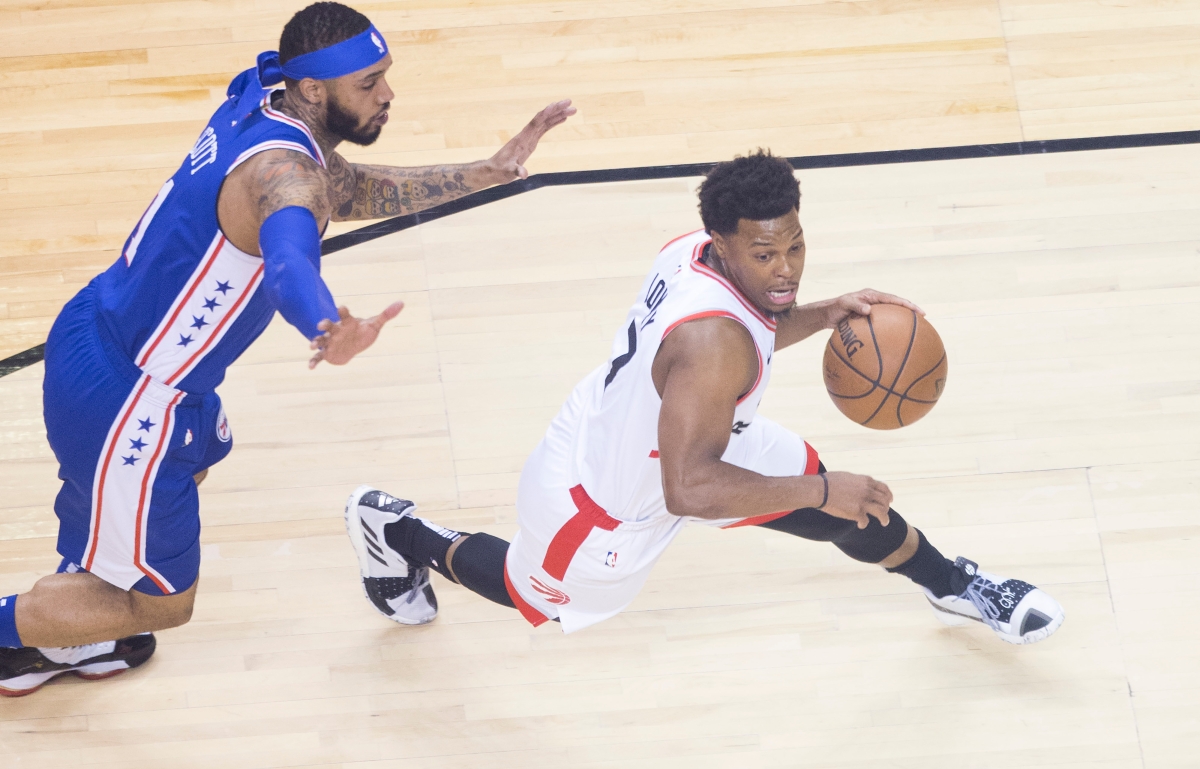 曼城遭遇两 曼城遭遇两