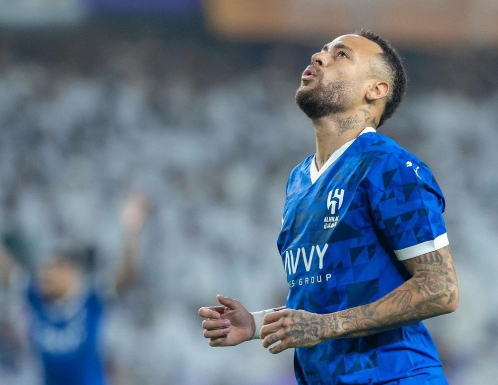 波兰媒体披 波兰媒体披